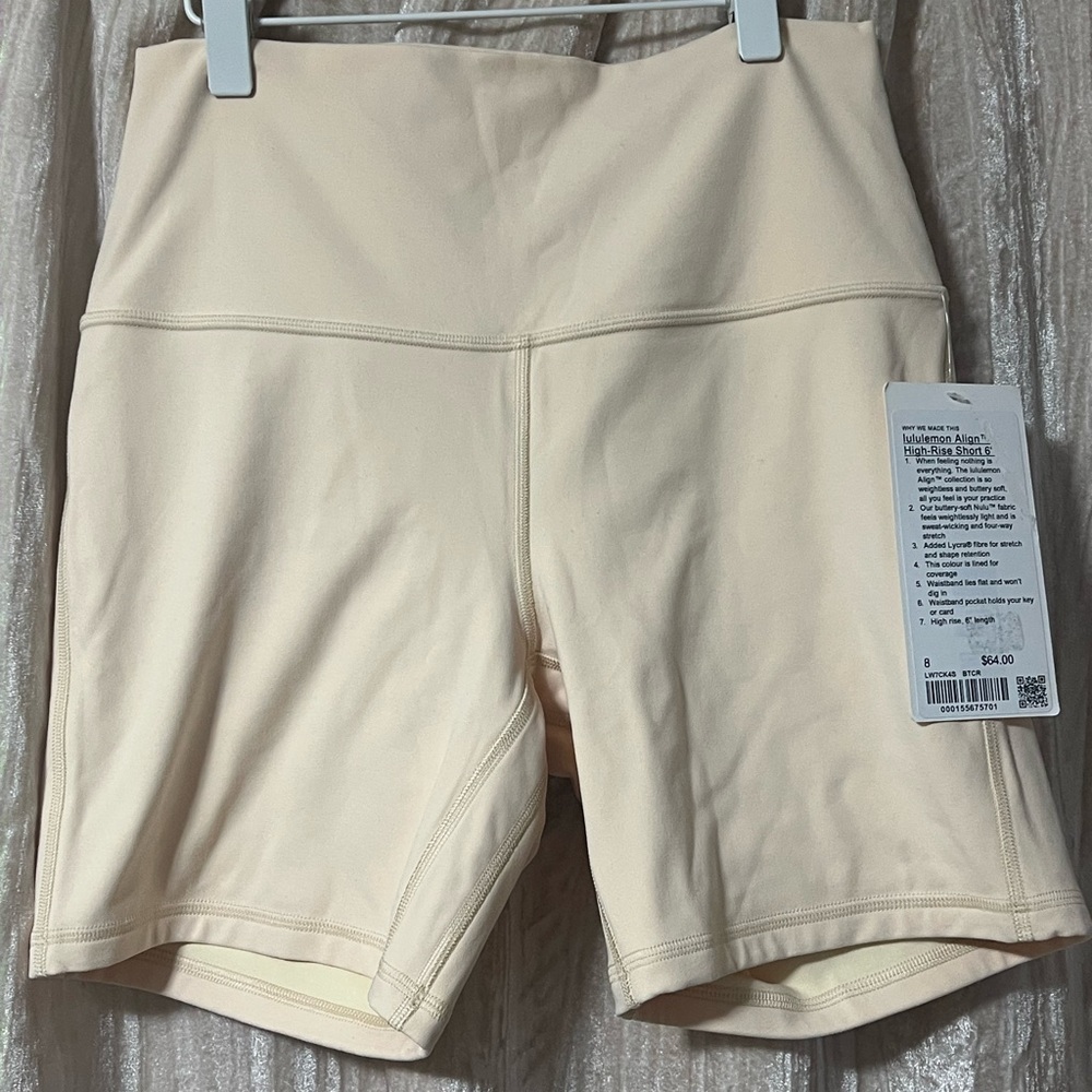 Lululemon Athletica buttercream btcr size 8 align 6in shorts nwt hard to find!
